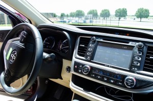 2014 Toyota Highlander Review