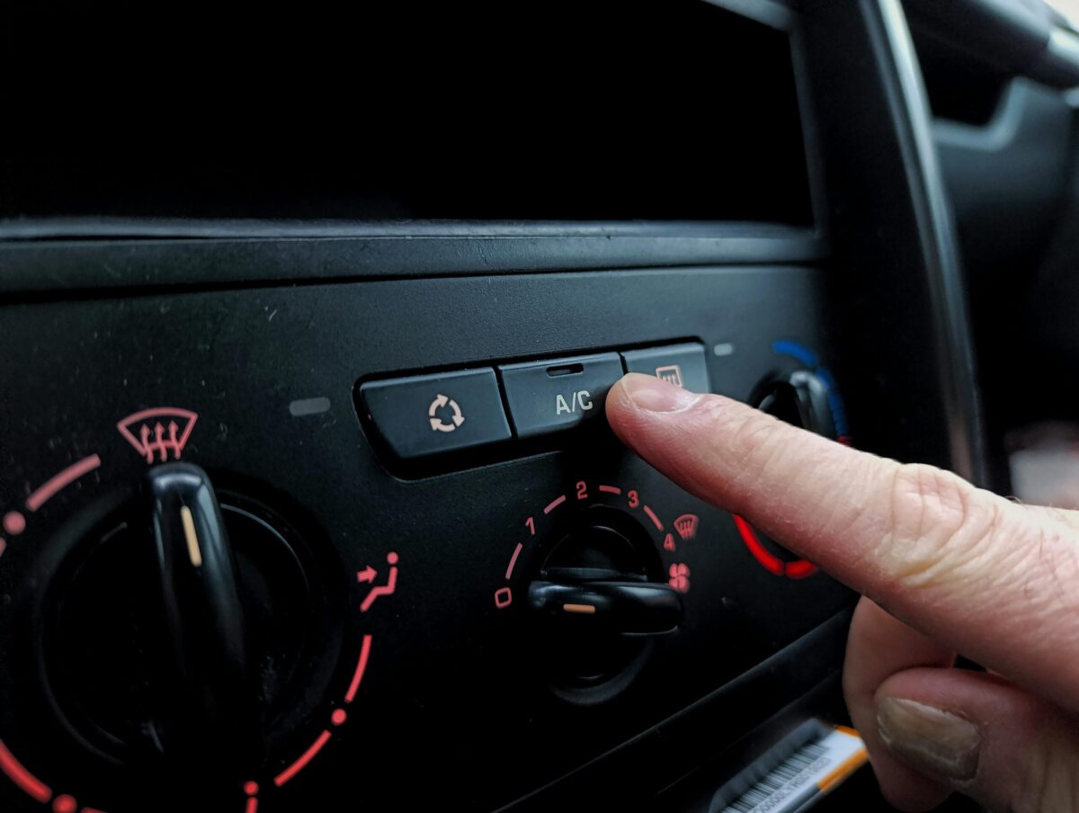 Why Car Companies Are Bringing Back Physical Buttons